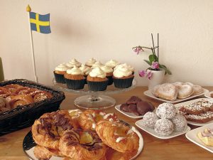 Zweedse Catering voor luxe scandinavische event-party-en bedrijf catering. Lopend buffet, dinner, kerstdinner, kersftbuffet, hapjes, koffietafel, eventcatering, walking dinner.